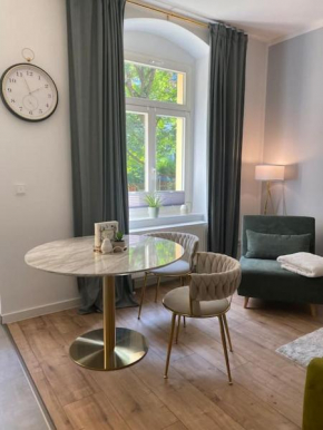 Modernes Apartment mit großer Terrasse